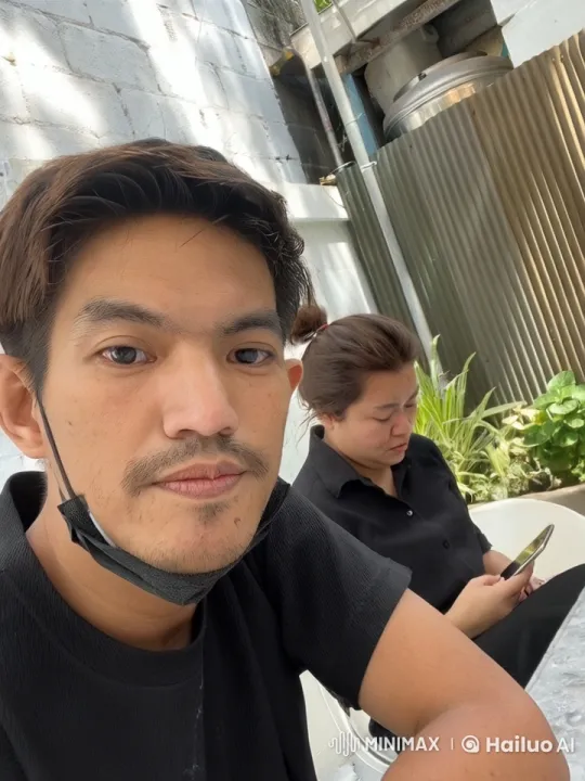 Dynamic Muay Thai Combat Session at Outdoor Table – AI Generated Video | Hailuo AI