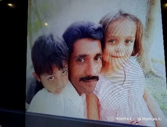 Children Smiling Together in Outdoor Setting – AI Generated Video | Hailuo AI