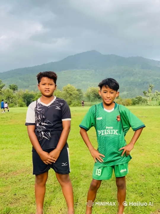 Youthful Kungfu Duel in Mountainous Setting – AI Generated Video | Hailuo AI