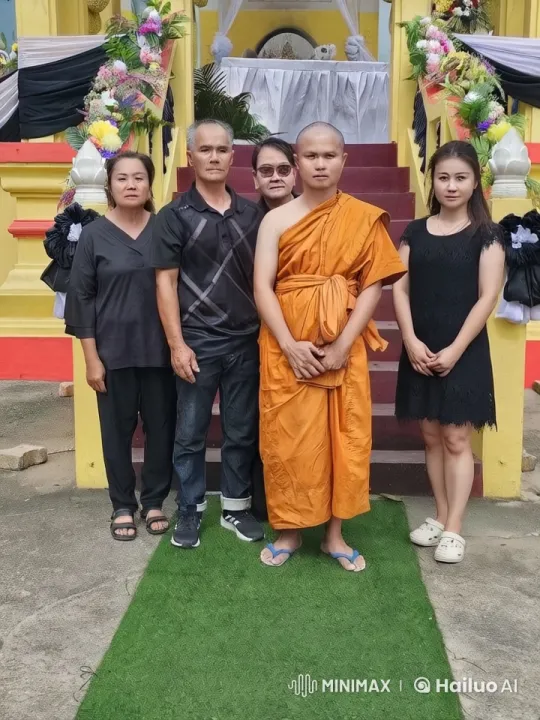 Monk and Civilian Engage in Intense Kung Fu Battle – AI Generated Video | Hailuo AI