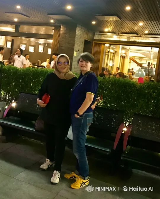 Nighttime Kungfu Showdown at a Chinese Restaurant – AI Generated Video | Hailuo AI