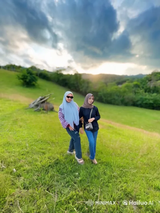 Hijabi Women Display Martial Arts Skills on Hillside – AI Generated Video | Hailuo AI