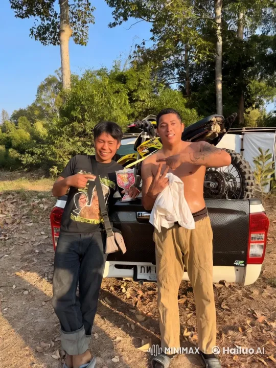 Outdoor Chat Between Men with Dirt Bikes – AI Generated Video | Hailuo AI