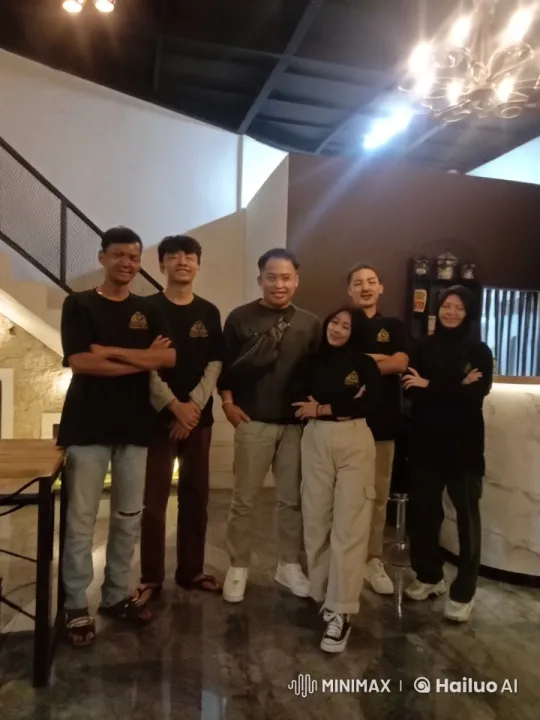 Elegant Kungfu Display in Modern Indoor Setting – AI Generated Video | Hailuo AI