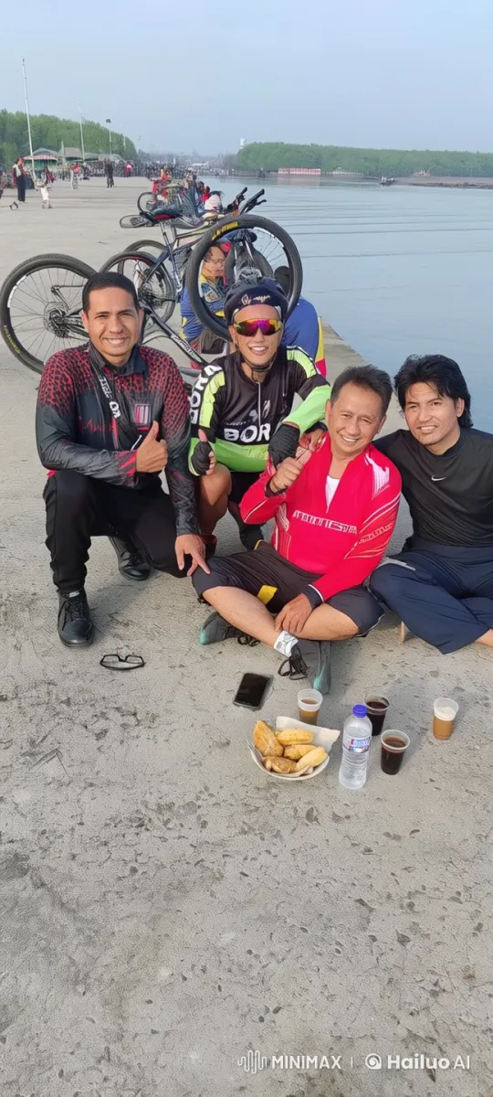 Cyclists Enjoy Scenic Waterfront with Kungfu-inspired Movements – AI Generated Video | Hailuo AI