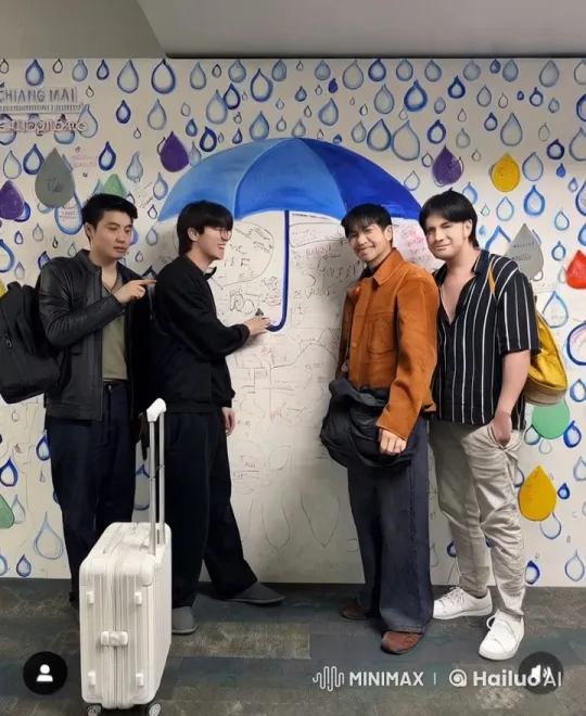 Four Men Perform Martial Arts in Front of Artistic Mural – AI Generated Video | Hailuo AI
