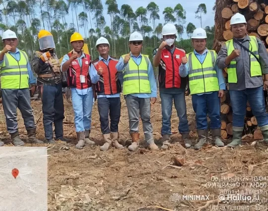 Construction Workers Transform into Kungfu Fighters – AI Generated Video | Hailuo AI