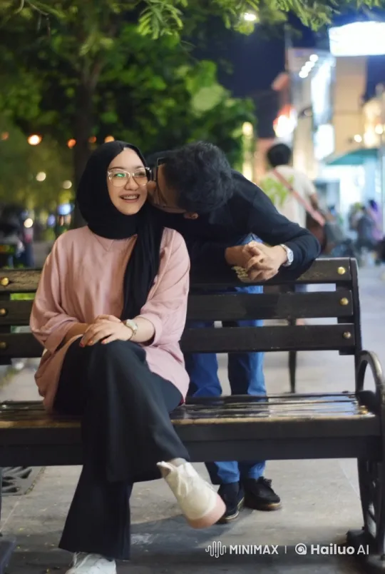 Couple Performs Graceful Kungfu Routine in Park at Night – AI Generated Video | Hailuo AI