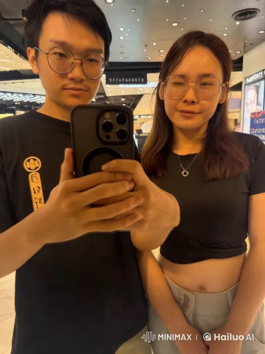 Casual Attire Martial Arts Performance in Shopping Mall – AI Generated Video | Hailuo AI