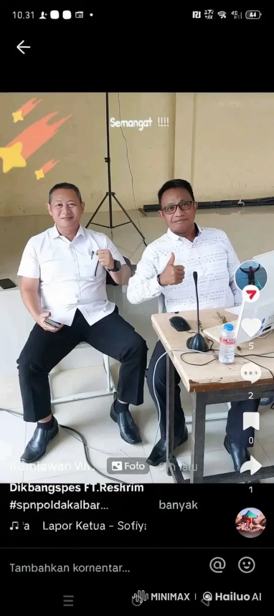 Two Men Encourage Harmony and Support – AI Generated Video | Hailuo AI