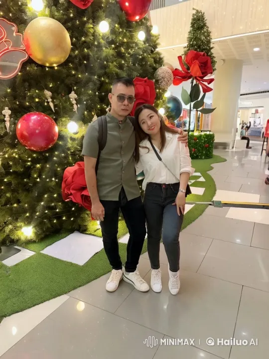 Holiday Shopping Mall Transformed into Kungfu Scene – AI Generated Video | Hailuo AI