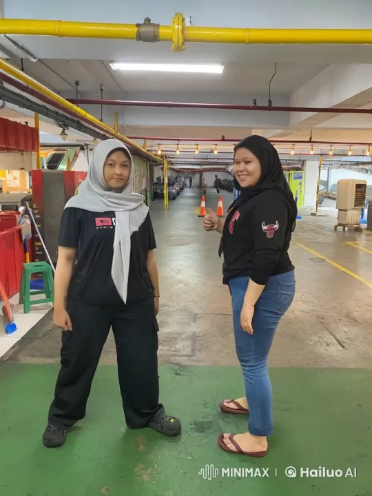 Dynamic Kungfu Battle Between Two Women – AI Generated Video | Hailuo AI