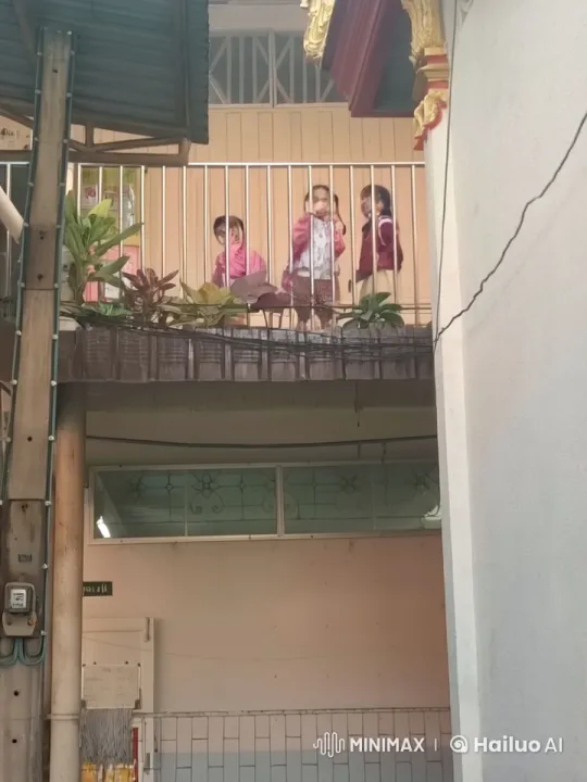 Children's Energetic Martial Arts Battle on Balcony – AI Generated Video | Hailuo AI