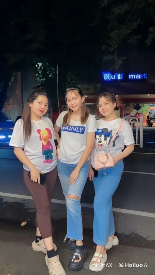 Night Street Kungfu Performance by Trio – AI Generated Video | Hailuo AI