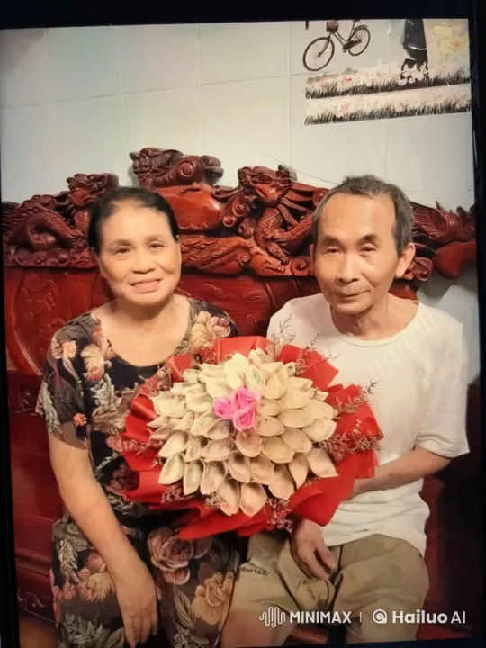 Elderly Couple Showcases Kung Fu in Traditional Setting – AI Generated Video | Hailuo AI