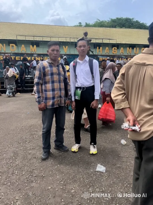 Outdoor Kung Fu Performance Showcases Wing Chun Skills – AI Generated Video | Hailuo AI