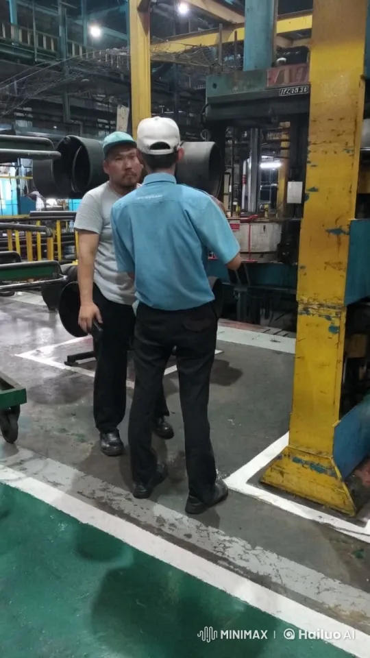 Factory Workers Engage in Dramatic Kungfu Duel – AI Generated Video | Hailuo AI