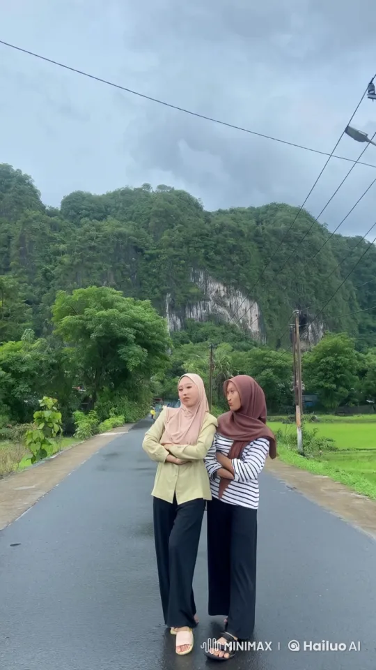 Women Practicing Kungfu in Scenic Valley – AI Generated Video | Hailuo AI