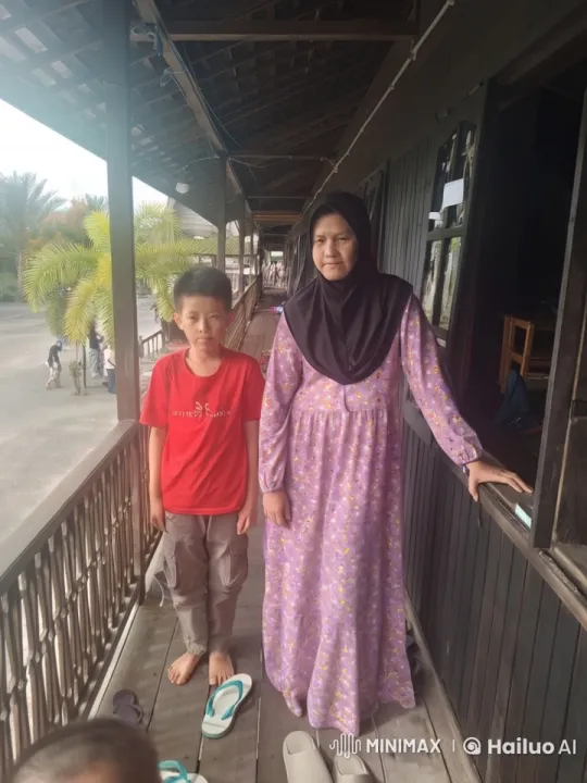 Boy Practices Kungfu with Supportive Woman – AI Generated Video | Hailuo AI