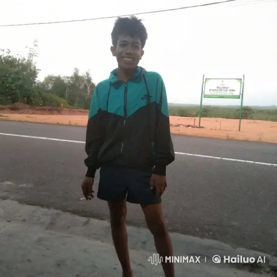Young Boy Demonstrates Impressive Kung Fu Skills – AI Generated Video | Hailuo AI