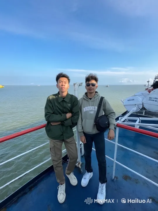 Kung Fu Training on a Boat – AI Generated Video | Hailuo AI