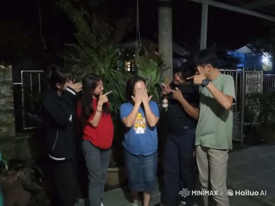 Nighttime Kung Fu Routine in Backyard Setting – AI Generated Video | Hailuo AI