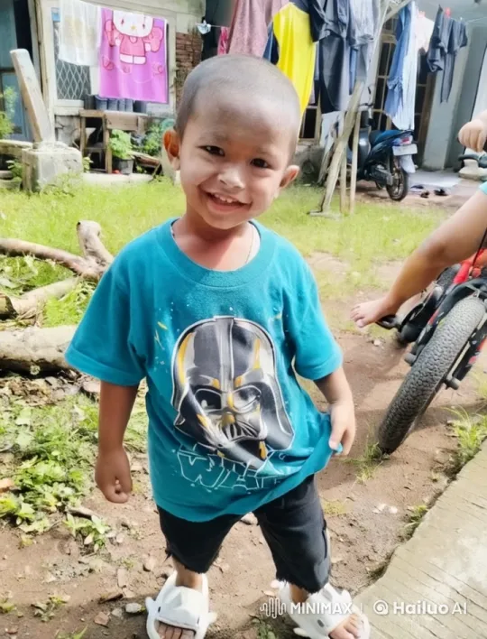 Shaved-Head Child Practices Energetic Kung Fu in Backyard – AI Generated Video | Hailuo AI