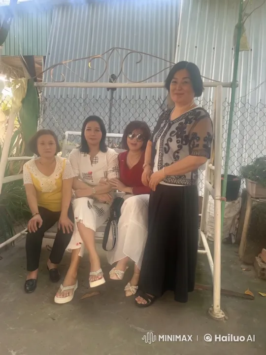 Women Display Friendship and Martial Arts Skills in Garden – AI Generated Video | Hailuo AI