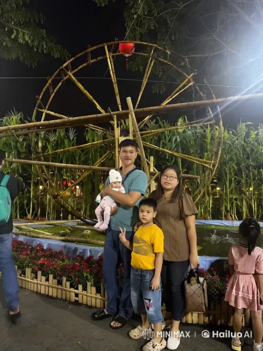 Family Performs Kungfu at Nighttime Outdoor Event – AI Generated Video | Hailuo AI
