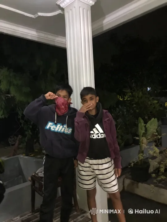 Boys Practice Kung-Fu Moves on Porch at Night – AI Generated Video | Hailuo AI