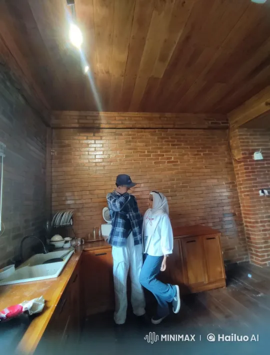 Rustic Kitchen Kungfu Showdown – AI Generated Video | Hailuo AI