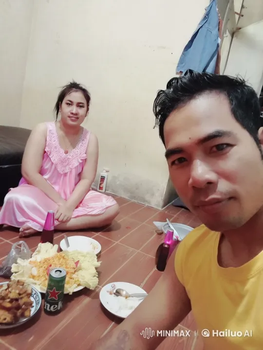 Woman in Nightgown Performs Kung Fu in Cozy Room – AI Generated Video | Hailuo AI