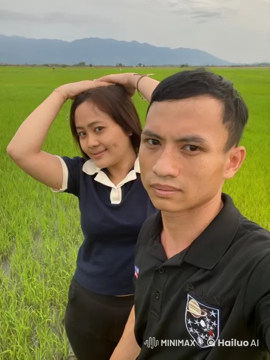Playful Scuffle in Serene Mountain Landscape – AI Generated Video | Hailuo AI