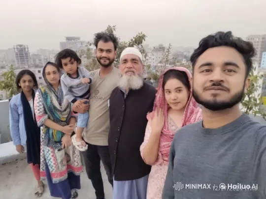Family Kung Fu Showdown on Rooftop with City Background – AI Generated Video | Hailuo AI