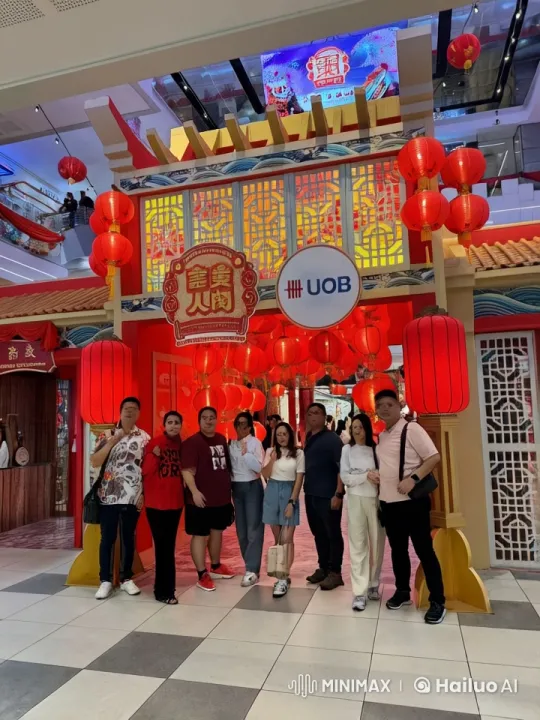 Kungfu Demonstration in Festive Mall Setting – AI Generated Video | Hailuo AI