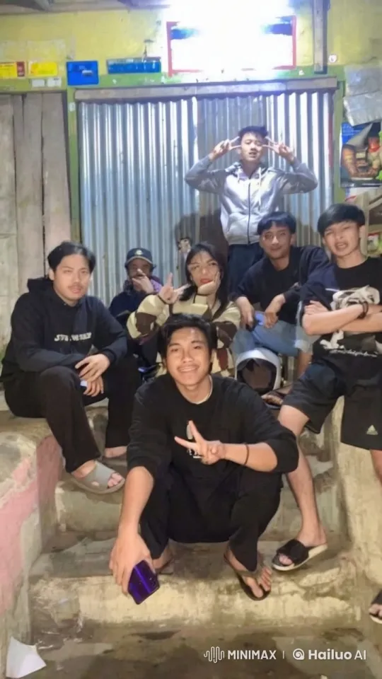 Young Group Enjoys Rustic Ambiance Before Kung Fu Demonstration – AI Generated Video | Hailuo AI