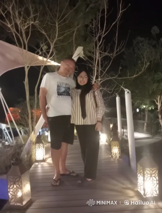 Couple Showcases Martial Arts and Dance Fusion Performance – AI Generated Video | Hailuo AI
