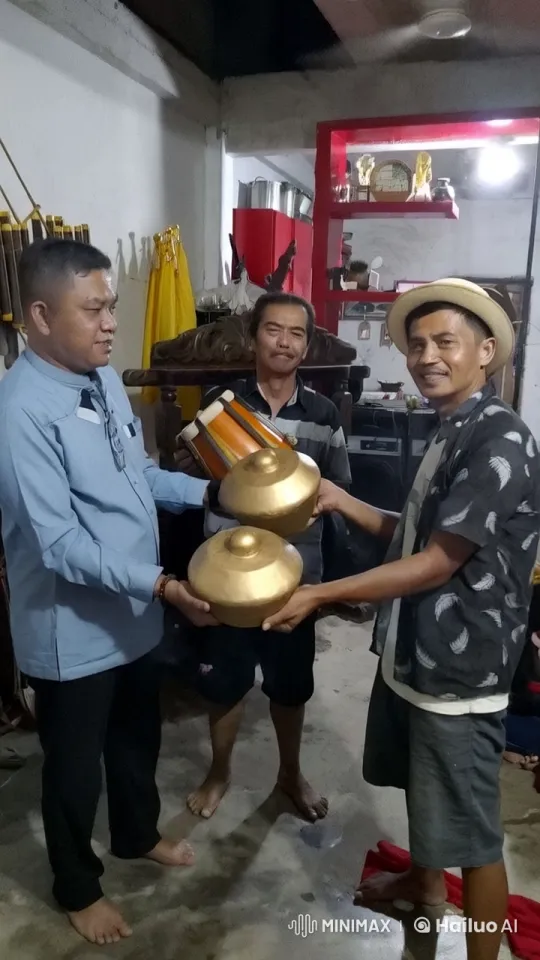 Traditional Kungfu Fight in Cultural Setting – AI Generated Video | Hailuo AI