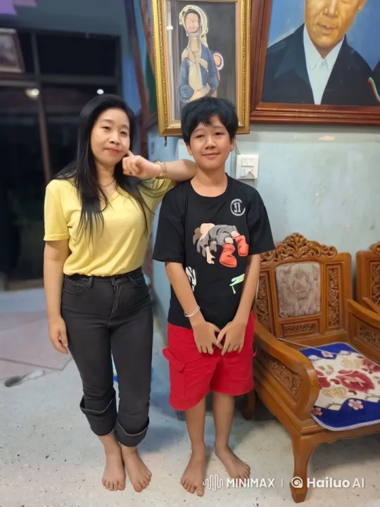 Young Woman and Boy Enjoy Playful Kickboxing Match – AI Generated Video | Hailuo AI