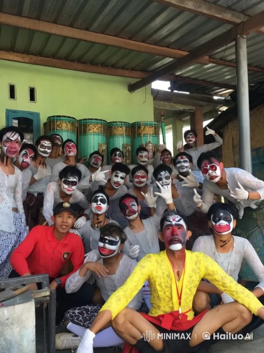 Traditional Attire Group Performs Energetic Kung Fu Fight – AI Generated Video | Hailuo AI
