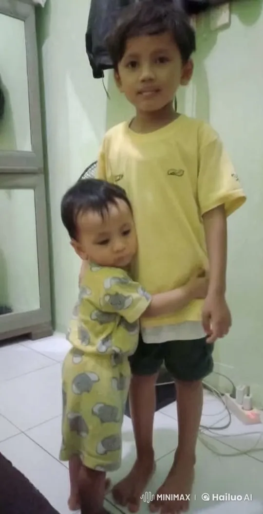 Kungfu Play Session: Young Siblings' Energetic Performance – AI Generated Video | Hailuo AI