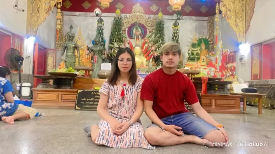Casual Duo Engages in Intense Kung Fu at Ornate Shrine – AI Generated Video | Hailuo AI