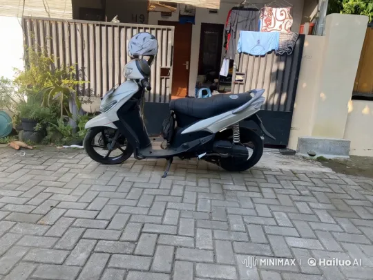 Motorcycle Transforms into Agile Robotic Transformer – AI Generated Video | Hailuo AI