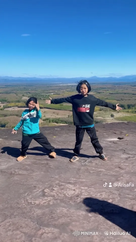 Children Display Martial Arts Skills on Cliffside – AI Generated Video | Hailuo AI
