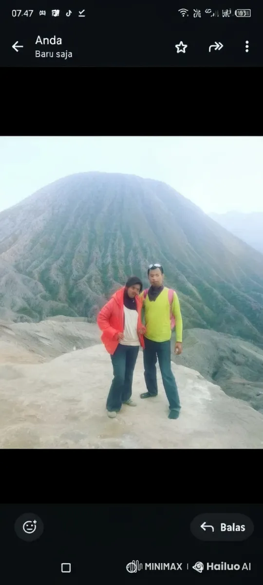Martial Artists Display Skills in Mountainous Landscape – AI Generated Video | Hailuo AI