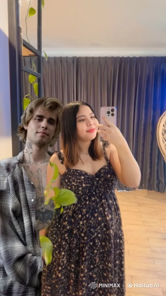 Couple Reflects Affection in Intimate Mirror Selfie – AI Generated Video | Hailuo AI