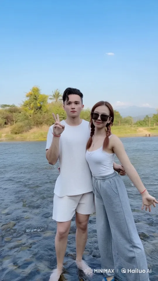 Live2D Animated Martial Arts Battle in Scenic River Setting – AI Generated Video | Hailuo AI