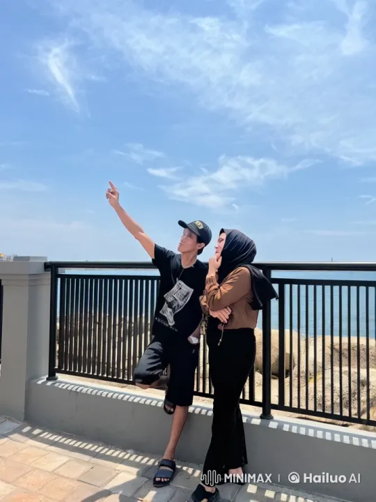 Couple Practicing Kung Fu by the Sea – AI Generated Video | Hailuo AI