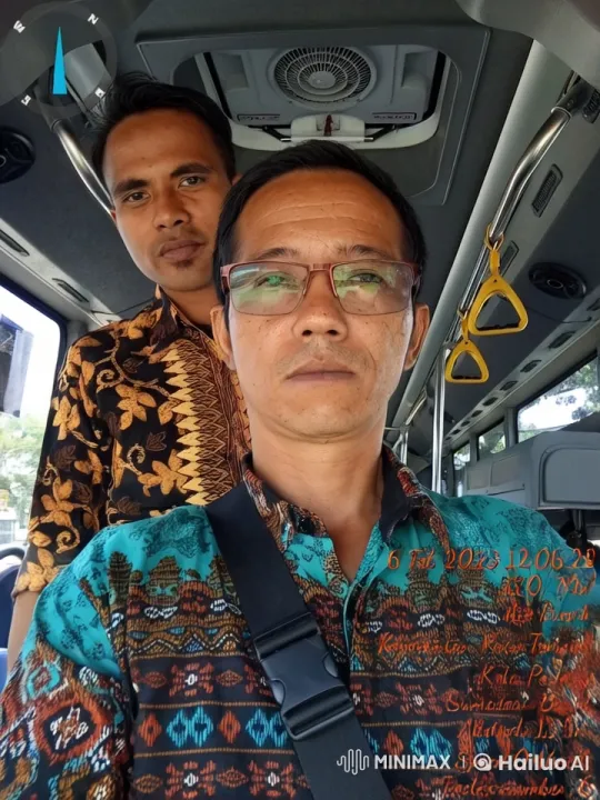 Daily Commute in Kota Padang, Indonesia – AI Generated Video | Hailuo AI