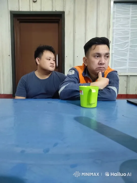 Dynamic Kung Fu Display in Wooden Room – AI Generated Video | Hailuo AI